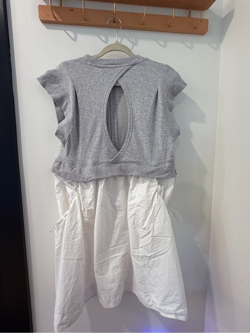 Anthropologie- Daily Practice Gray Sweatshirt Bubble Hem Dress w Open Back - Med - Picture 8 of 8